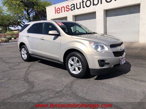 Used 2012 Chevrolet Equinox LT w/ Driver Convenience Package FWD image 2