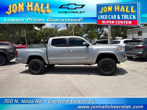 Used 2020 Toyota Tacoma SR w/ SR Convenience Package RWD image 11