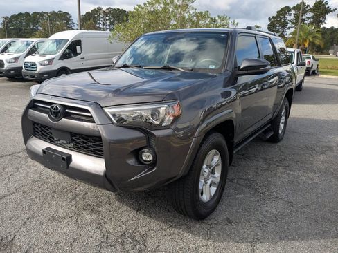 Used 2021 Toyota 4Runner SR5 Premium w/ Moonroof Package image 8