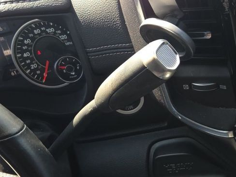 Used 2021 RAM 2500 Laramie w/ Night Edition image 38