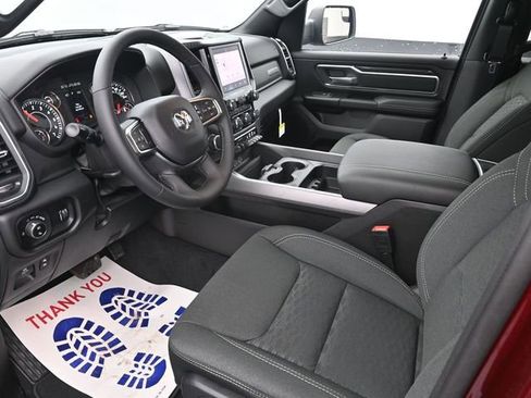 Used 2025 RAM 1500 Big Horn AWD/4WD image 10