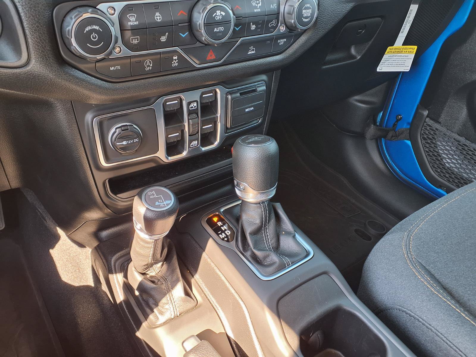 New 2026 Jeep Gladiator Sport AWD/4WD image 20