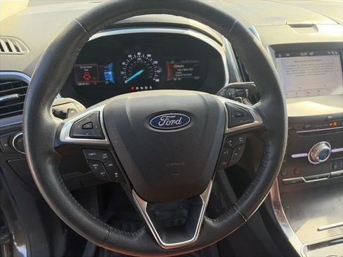 Used 2019 Ford Edge Titanium w/ Equipment Group 301A image 18