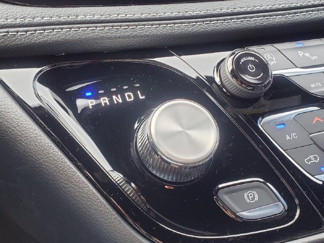New 2027 Chrysler Pacifica Select FWD image 17