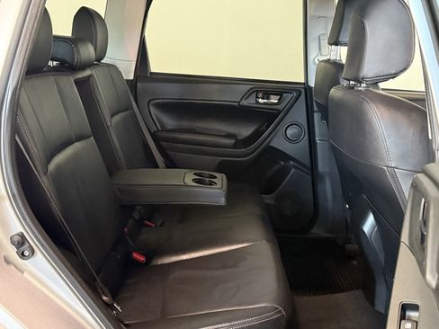 Used 2014 Subaru Forester 2.5i Touring image 7