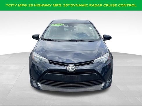 Used 2019 Toyota Corolla LE FWD image 3