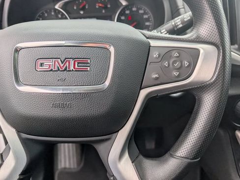 Used 2024 GMC Terrain SLE FWD image 14