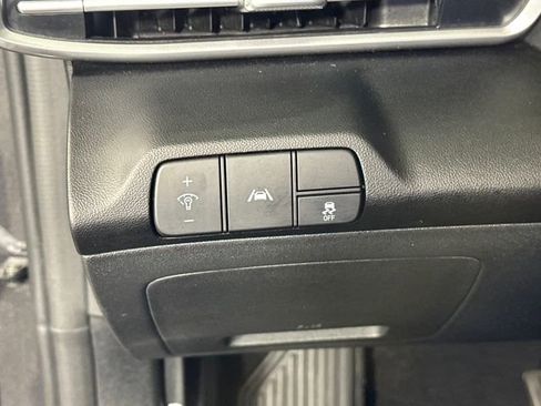 Used 2021 Hyundai Elantra SEL w/ Convenience + Premium Package image 19