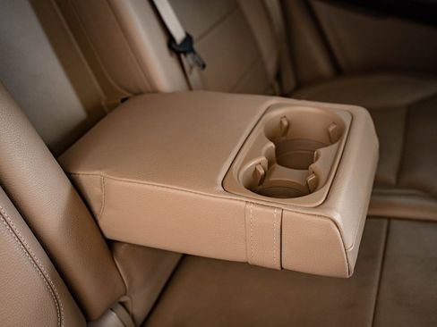 Used 2015 Mercedes-Benz ML 400 4MATIC image 48