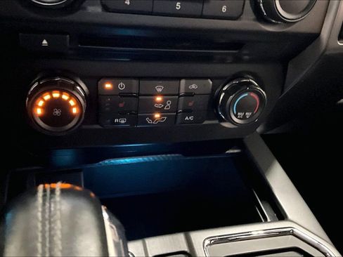 Used 2018 Ford F150 XLT w/ Equipment Group 302A Luxury image 16