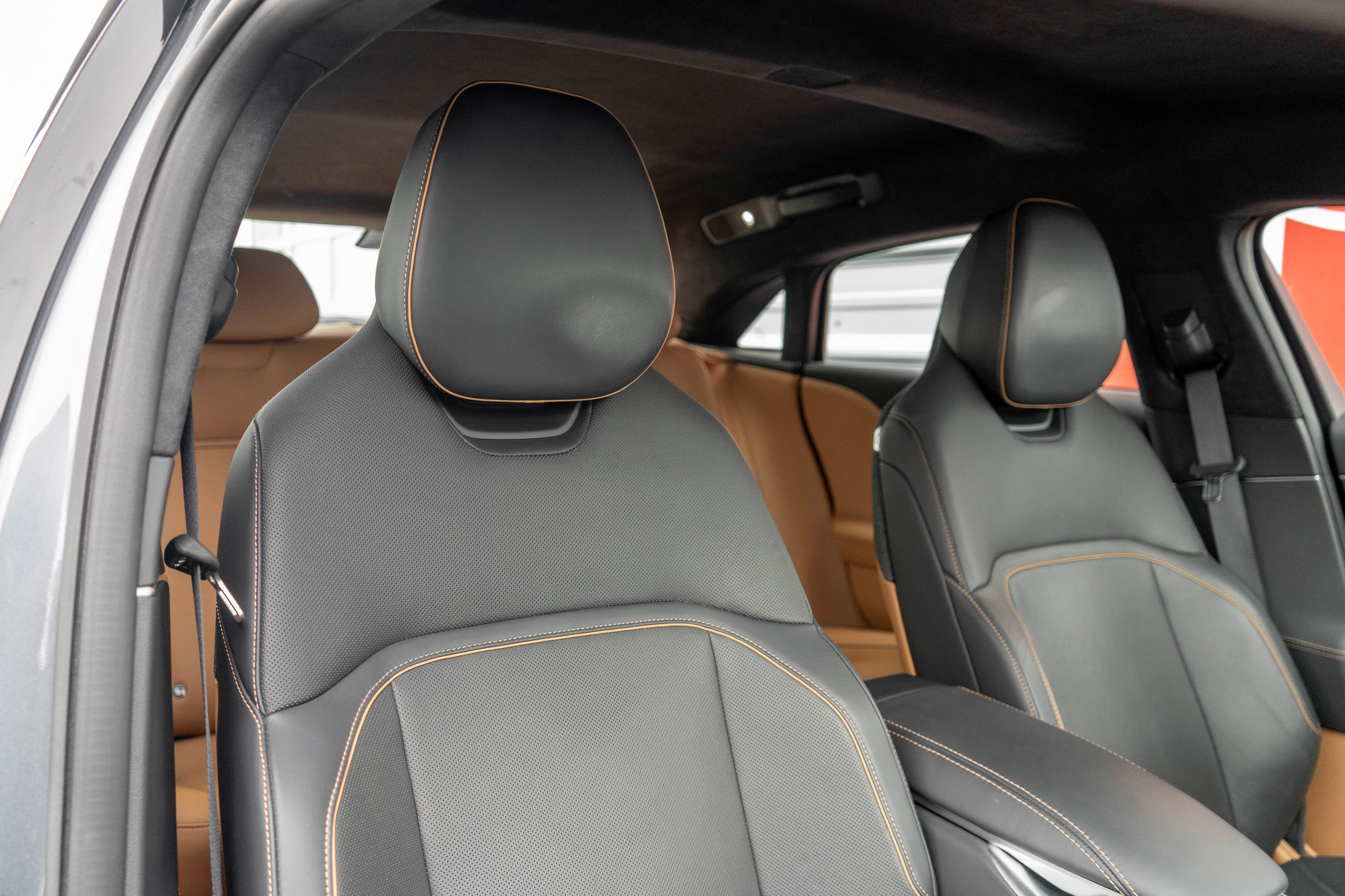 Used 2024 Lucid Air Touring AWD/4WD image 28