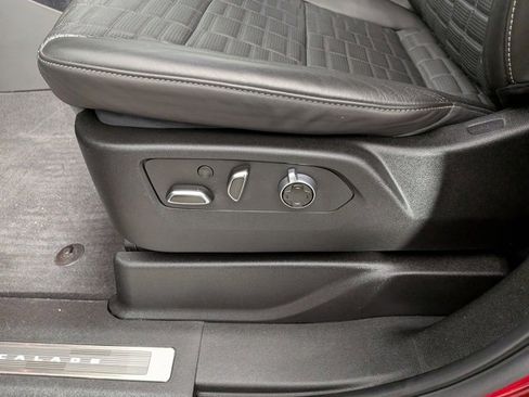 Certified 2024 Cadillac Escalade ESV Sport Platinum w/ LPO, ONYX Package image 20