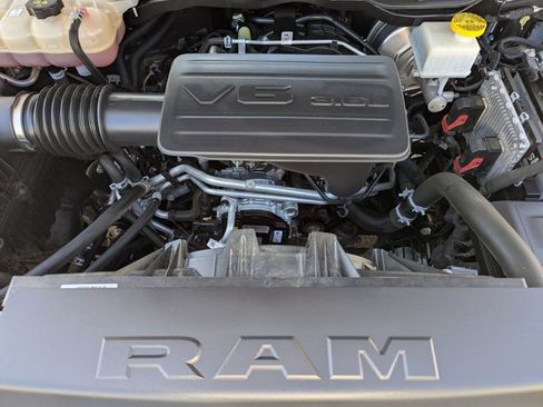 Used 2024 RAM 1500 Tradesman w/ Night Edition AWD/4WD image 21