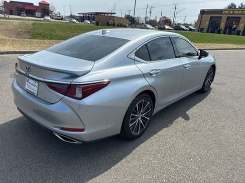 Used 2024 Lexus ES 350 w/ Premium Package image 3