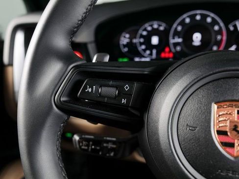 Certified 2026 Porsche Cayenne AWD/4WD image 21