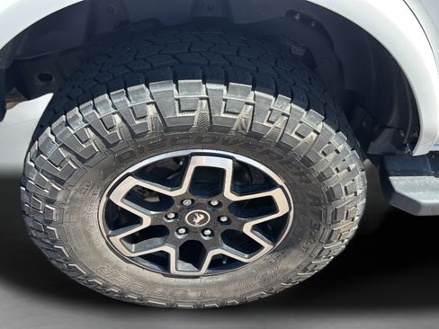 Used 2022 Ford Bronco Outer Banks AWD/4WD image 31