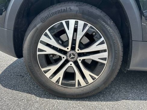 Used 2024 Mercedes-Benz GLB 250 image 16