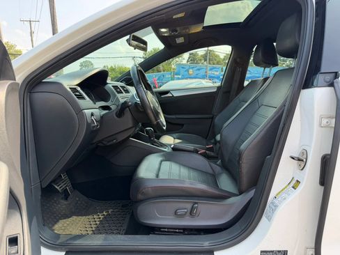 Used 2014 Volkswagen Jetta GLI Autobahn FWD image 14
