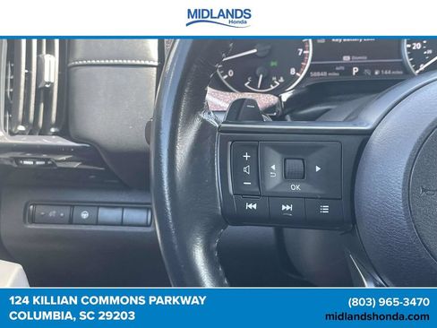 Used 2024 Nissan Pathfinder SV AWD/4WD image 21