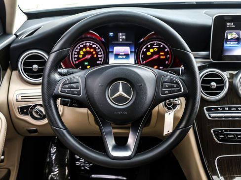 Used 2017 Mercedes-Benz C 300 Sedan image 18