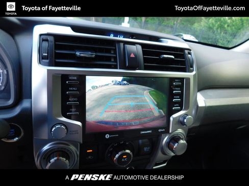Used 2021 Toyota 4Runner SR5 Premium w/ Moonroof Package AWD/4WD image 11