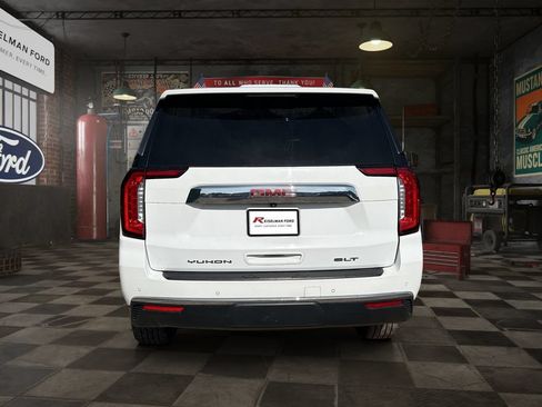 Used 2022 GMC Yukon XL SLT AWD/4WD image 5