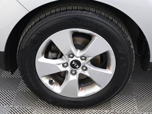 Used 2017 Kia Soul image 18