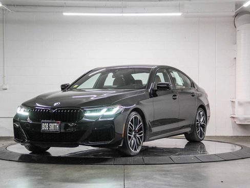 Certified 2023 BMW 540i w/ M Sport Package image 3