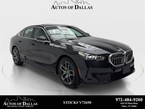 Used 2026 BMW 530i xDrive AWD/4WD image 1