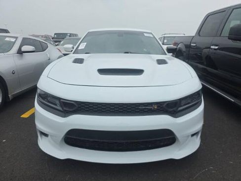 Used 2020 Dodge Charger Scat Pack RWD image 2