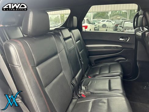 Used 2018 Dodge Durango R/T w/ Technology Group AWD/4WD image 25