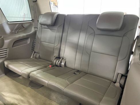 Used 2015 Chevrolet Tahoe LTZ AWD/4WD image 17