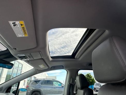 Used 2018 Honda Odyssey EX-L image 28