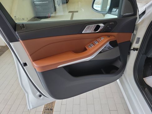 New 2026 BMW X7 xDrive40i AWD/4WD image 17