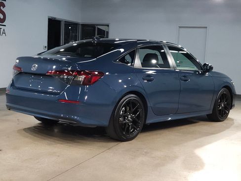 Used 2025 Honda Civic Sport image 7