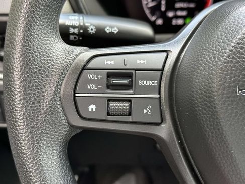 Used 2025 Honda CR-V LX image 19