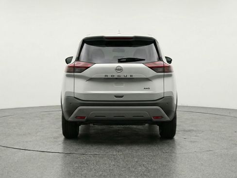 Used 2025 Nissan Rogue SV image 7