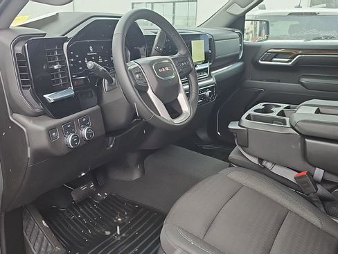 Certified 2024 GMC Sierra 1500 Elevation image 7