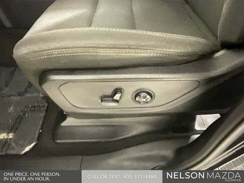 Used 2019 RAM 1500 Big Horn RWD image 25