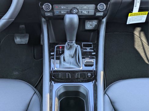 New 2026 Jeep Compass Latitude image 19