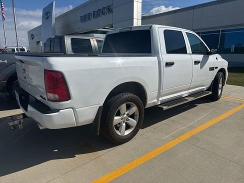 Used 2015 RAM 1500 Express AWD/4WD image 3