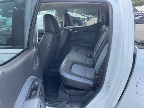 Used 2019 Chevrolet Colorado Z71 AWD/4WD image 5