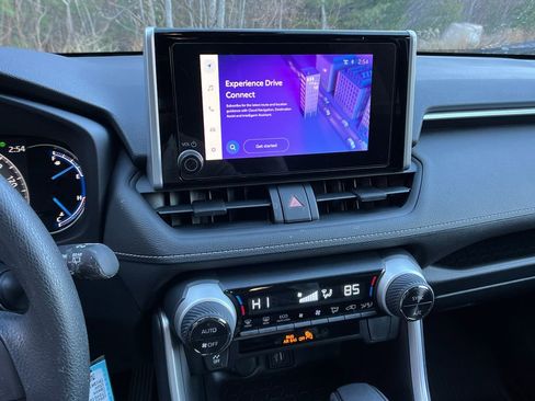 New 2025 Toyota RAV4 LE image 16