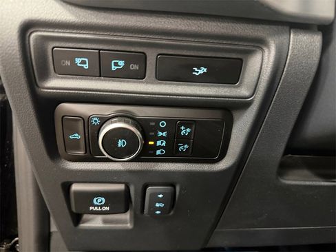 Used 2023 Ford F150 Lariat w/ Equipment Group 502A High image 29