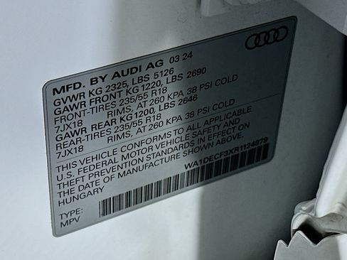 Used 2024 Audi Q3 2.0T Premium AWD/4WD image 12