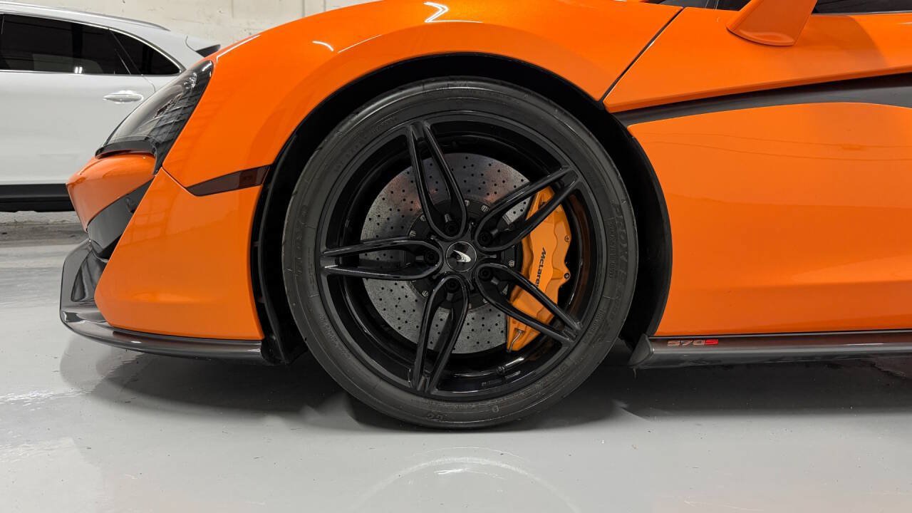 Used 2017 McLaren 570S Coupe RWD image 29