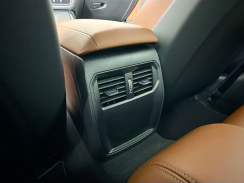 Used 2025 BMW M4 xDrive Competition w/ Executive Package image 16