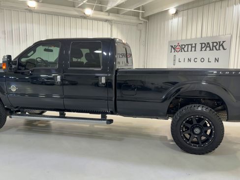 Used 2016 Ford F350 Platinum image 7