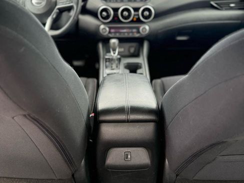 Used 2021 Nissan Sentra SV FWD image 14