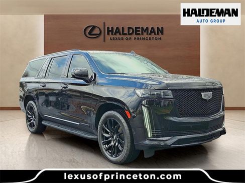 Used 2021 Cadillac Escalade ESV Sport w/ LPO, ONYX Package image 1
